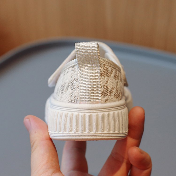 Hàng Có Sẵn Giày Canvas Đế Bằng Nhẹ Nhàng Thoải Mái Thời Trang Mùa Hè Mới Cho Bé Gái