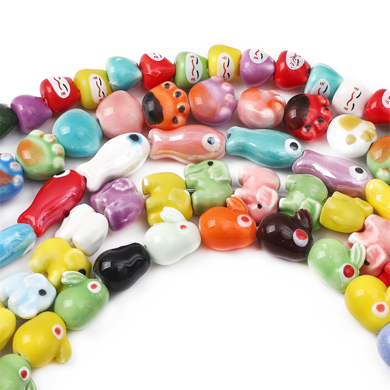Dễ Thương Set 10 Hạt Gốm Ba Chiều In Hình Động Vật Nhỏ Màu Ngẫu Nhiên Dùng Làm Móc Khóa / Vòng Tay diy Màu Sắc