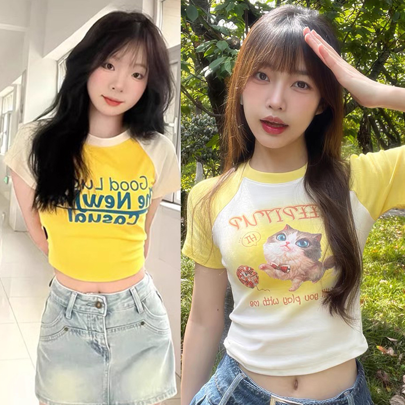 Áo Croptop Tay Ngắn Cổ Tròn Hoạ Tiết Chú Mèo Đáng Yêu