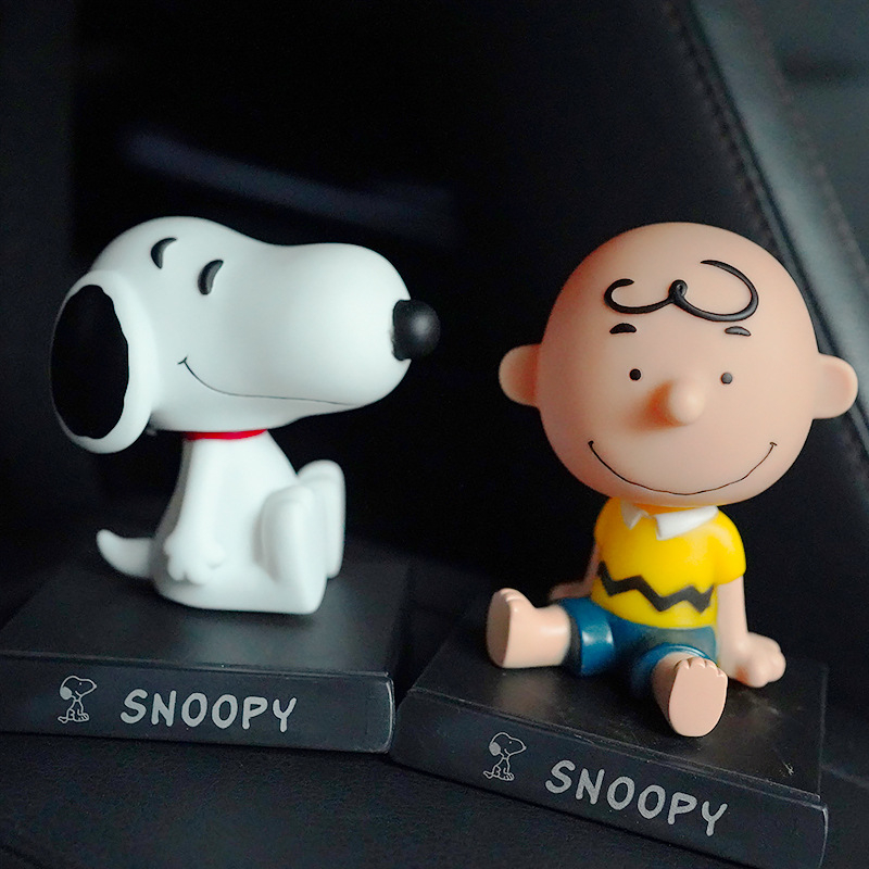 Mô Hình Đồ Chơi Nhân Vật Hoạt Hình 31 Kiểu Doraemon Stitch Snoopy Mario Hello Kitty Shin-chan Bằng PVC Lắc Đầu Trang Trí Điện Thoại / Xe Hơi