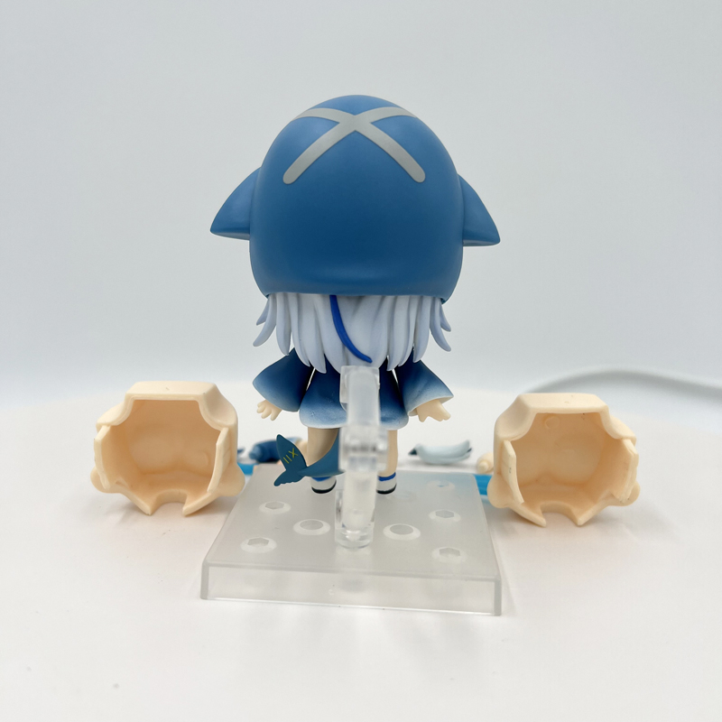 #1688 Mô Hình Nhân Vật Anime Hololive GAWR GURA 10cm