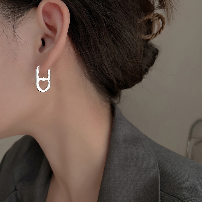 Khuyên Tai Tròn Bằng Thép Không Gỉ Màu Sắc Bạc Phong Cách Hàn Quốc Cá Tính Dành Cho Nữ