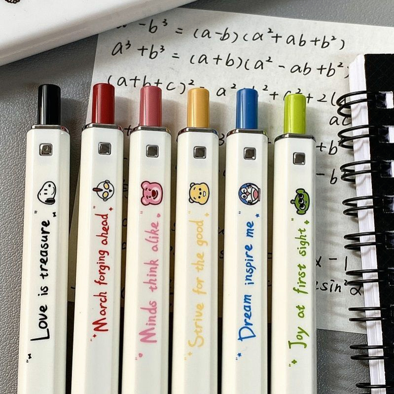 Bút Bi Mực Đen Ngòi 0.5mm Họa Tiết Hoạt Hình