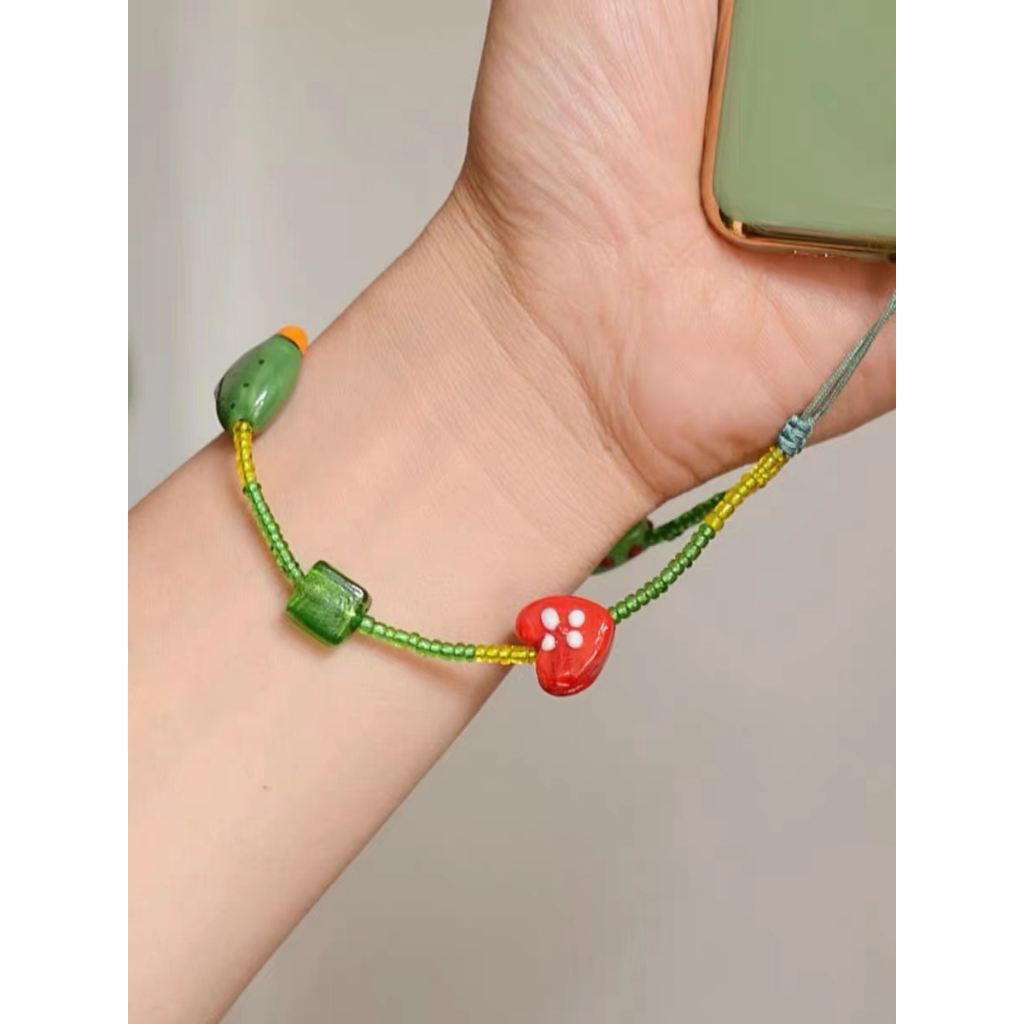 Móc Điện Thoại Mặt Sứ Hình Trái Tim Thời Trang Mùa Hè