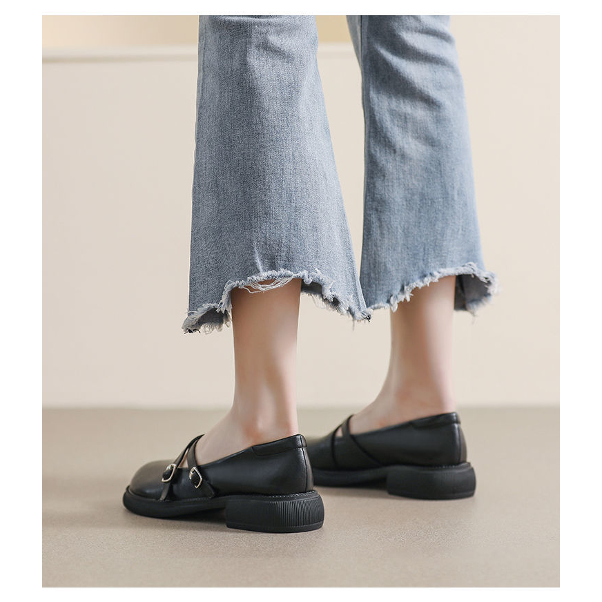 Giày Da Phong Cách Anh Quốc Thời Trang Xuân Hè 2023 Cho Nữ