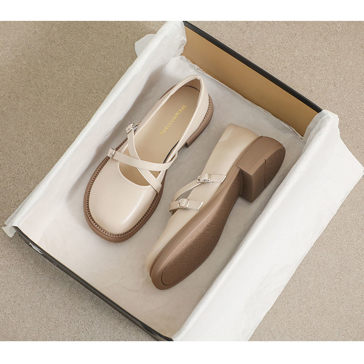 Giày Da Phong Cách Anh Quốc Thời Trang Xuân Hè 2023 Cho Nữ