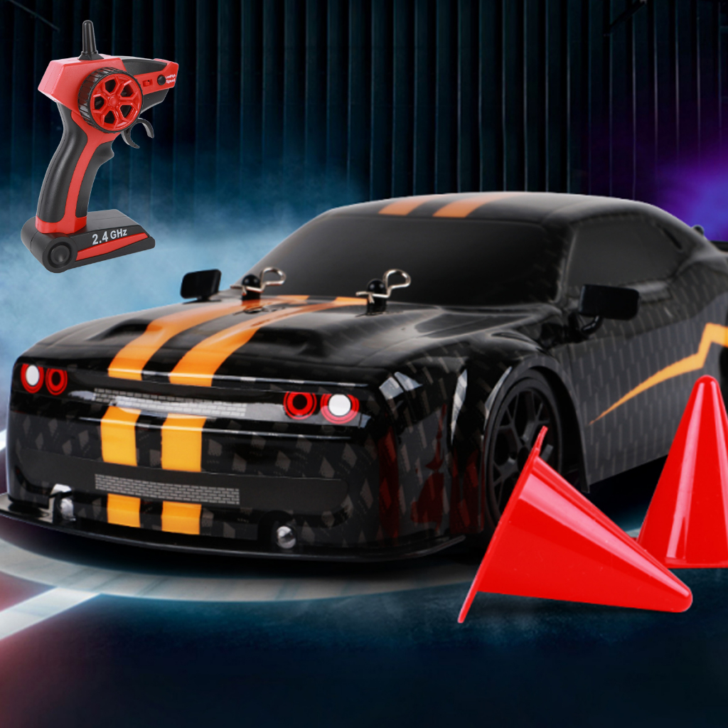 Có thể bán buôn RC Drift Car Điều khiển từ xa 2.4Ghz 4 bánh lái xe đa hướng Chiếu sáng phía trước Racing Toy ToyRoom Hàng giao ngay