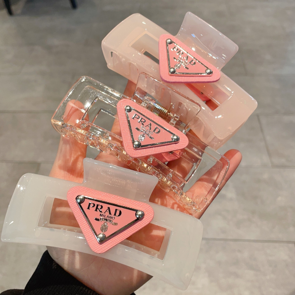 Kẹp Tóc Tam Giác Màu Hồng Tiêu Chuẩn Thời Trang Hàn Quốc Chất Lượng Cao Làm Quà Tặng Sinh Nhật Cao Cấp Cho Học Sinh Nữ