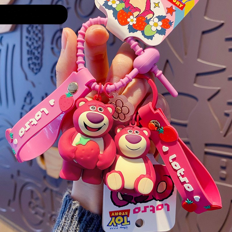 Móc Khóa Hình Gấu Dâu Tây Hoạt Hình Dễ Thương