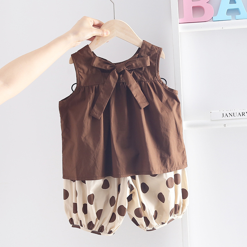 Set Áo Thun Sát Nách Chấm Bi Và Quần Short Màu Nâu Thời Trang Mùa Hè Cho Bé