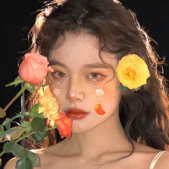 Bảng Phấn Mắt ErshiQi ErshiQi 23 Màu Ánh Ngọc Trai Long Lanh Sửa Chữa Tất Cả Trong Một Độ Bóng Cao SXY607