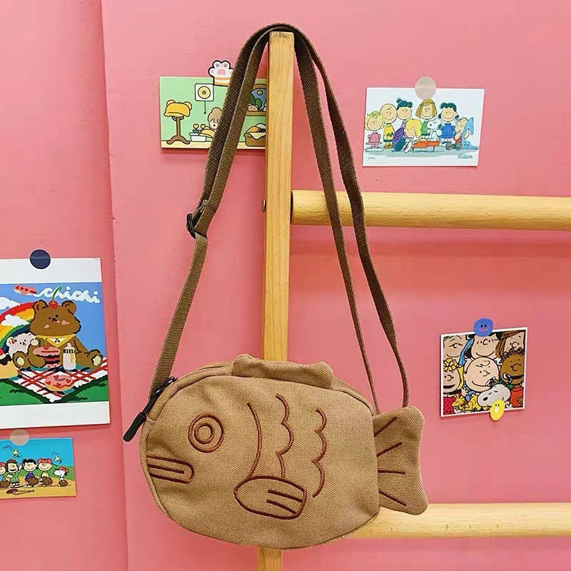 Túi đeo chéo HTXIANSHENG vải canvas hình con cá xấu xí hoạt hình Nhật Bản dễ thương nữ tính