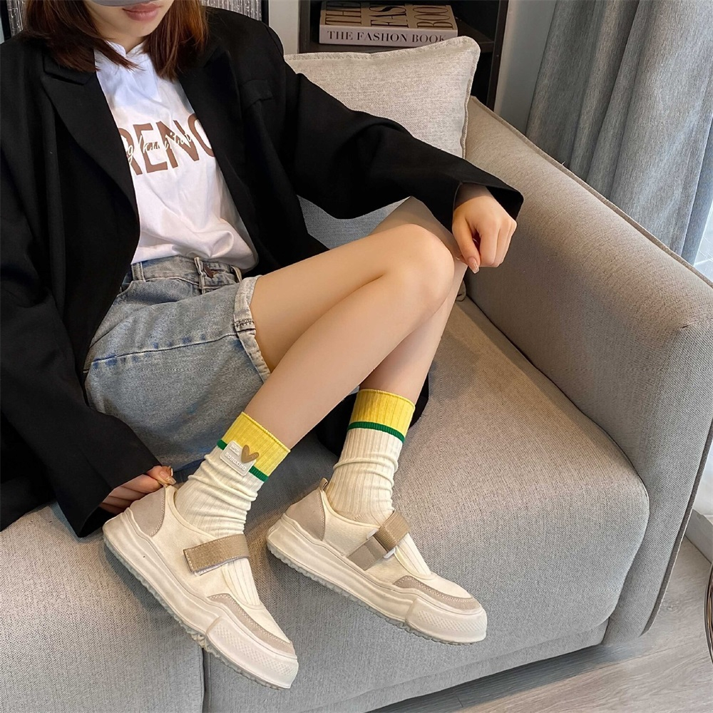 Vớ Cotton Thể Thao Dài Trung Bình Kẻ Sọc Dọc Màu Hồng Tương Phản Ngọt Ngào Cho Nữ Sinh