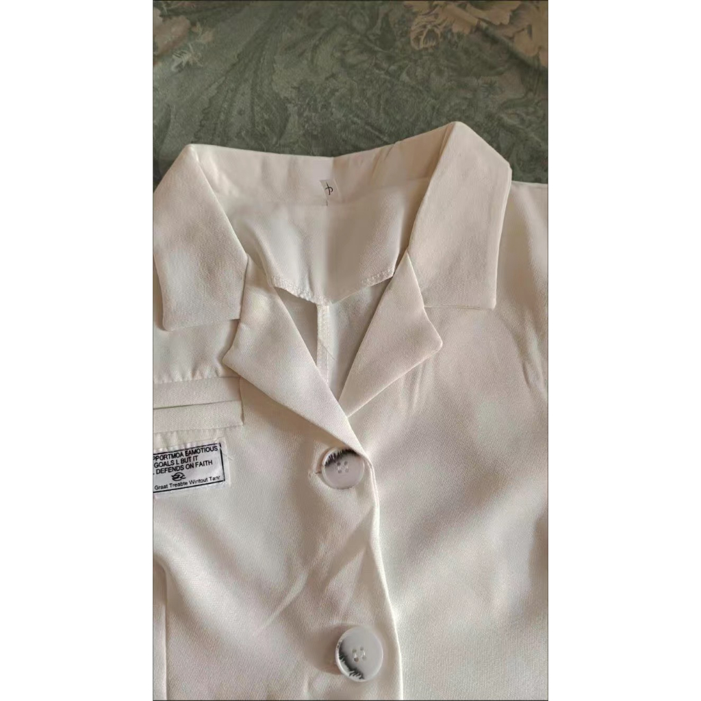 Blazer nữ Aimeehouse Áo Khoác Ngắn Tay Phong Cách Pháp Năng Động hàng Quảng Châu