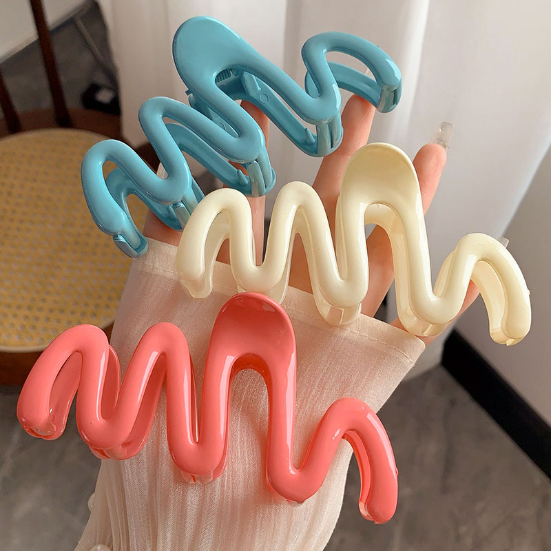 Kẹp Tóc Hình Cá Mập Màu Thạch Thời Trang Cho Nữ