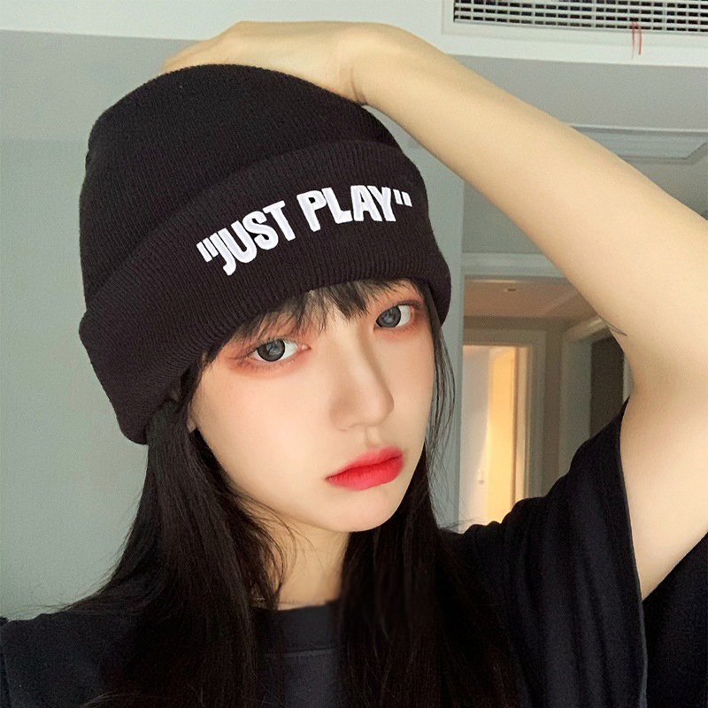 Mũ Len Hip hop Thêu Chữ Bảo Vệ Tai Cho Cặp Đôi