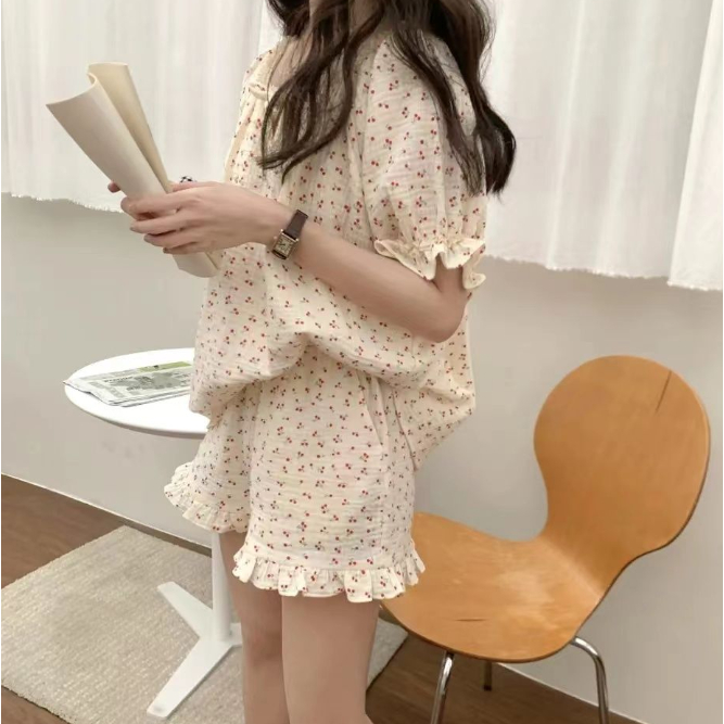 Bộ Đồ Ngủ Tay Ngắn Phối Bèo Họa Tiết Cherry Dễ Thương Thời Trang Mùa Hè Cho Nữ