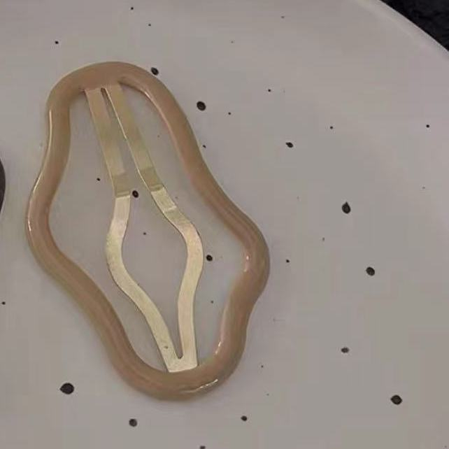 Kẹp Tóc Dạng Rỗng Hình Đám Mây Dễ Thương Cho Bé