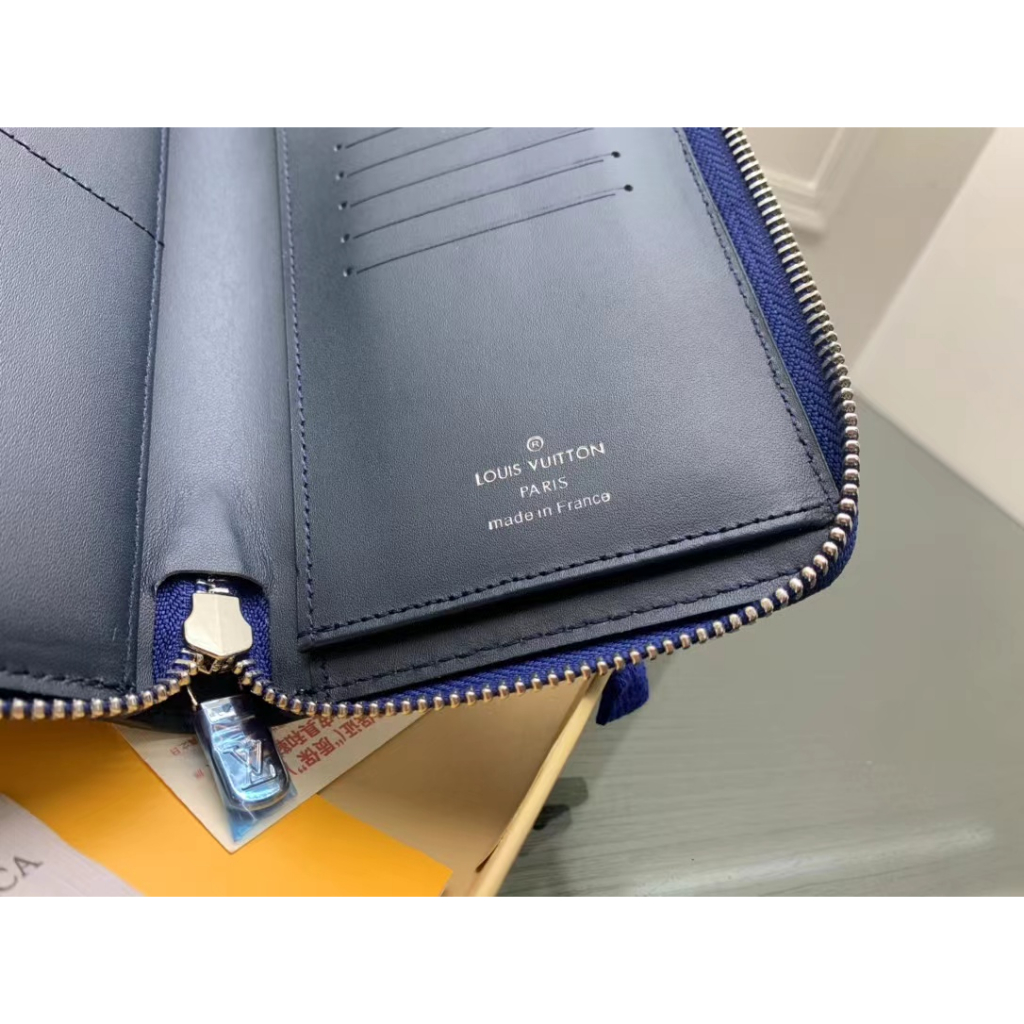 Ốp Điện Thoại Louis Vuitton M81403 Dáng Dài Phối Khóa Kéo Cho Nam