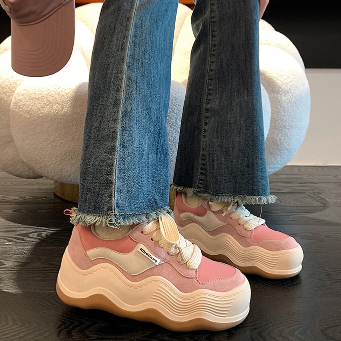 Giày Thể Thao Nữ Đế Dày Bánh Mì Phong Cách Hồng Kông Dễ Phối Đồ Thời Trang HZFWS1716