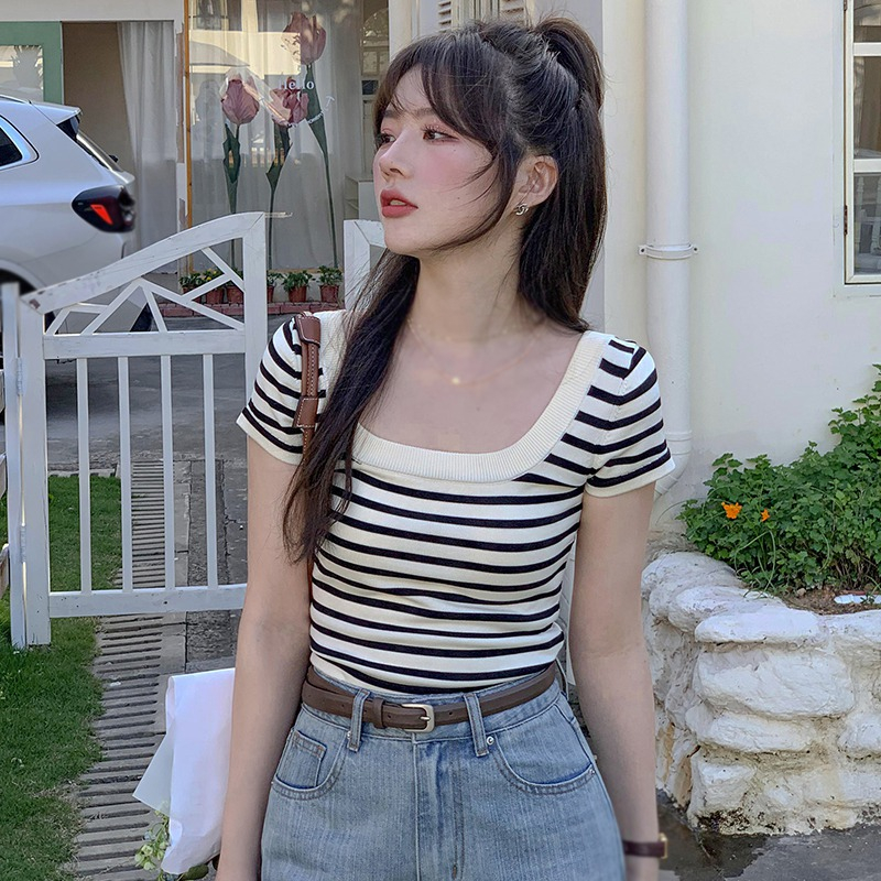 Áo Thun Croptop Dệt Kim Cổ Tròn Họa Tiết Kẻ Sọc Đơn Giản Thời Trang Cho Nữ