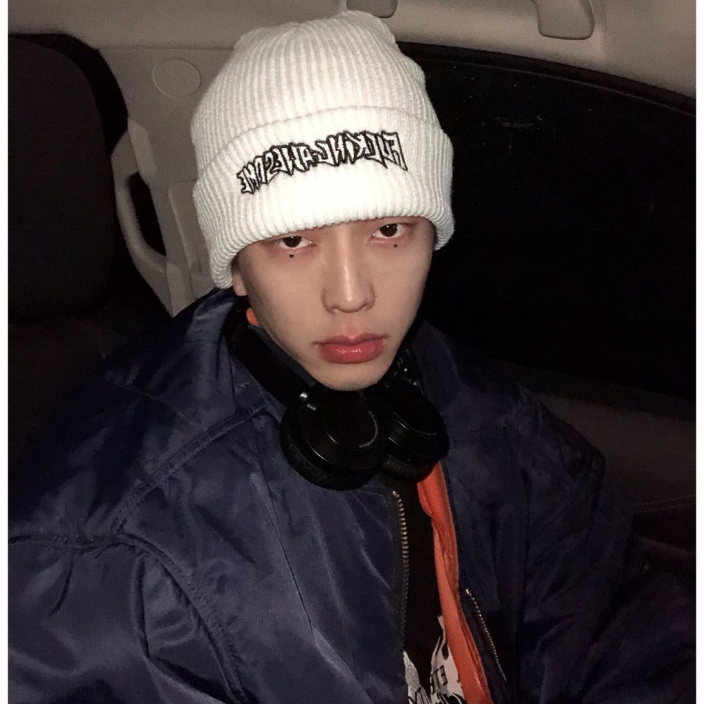 Mũ Len Rộng Vành 808hattrick Màu Trắng Đen In Chữ Giữ Ấm Mùa Đông