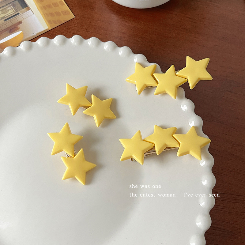 Kẹp Tóc Hình Ngôi Sao Vàng Nhỏ Nhắn Dễ Thương Thời Trang 2023