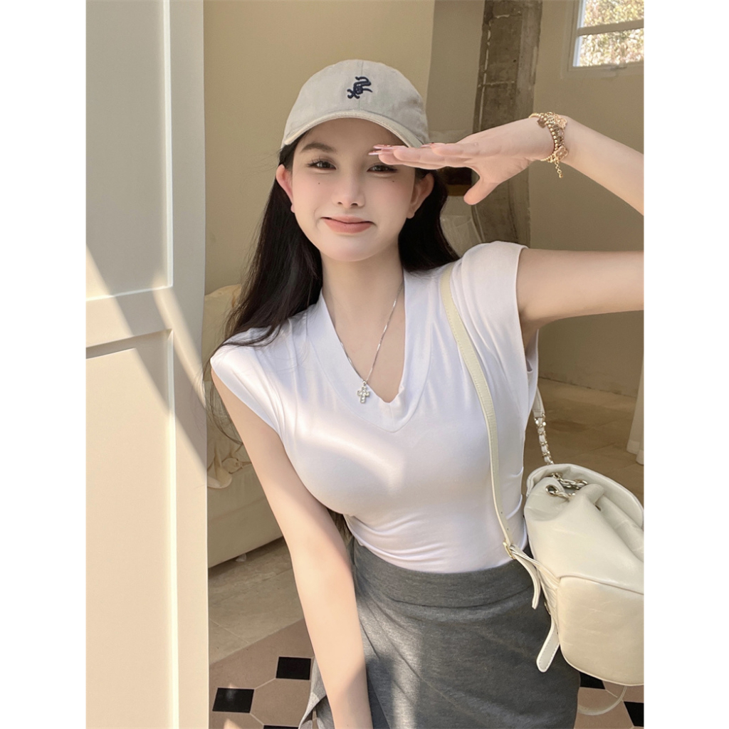 Áo Thun Tay Ngắn Cổ Chữ V Màu Trơn Phong Cách Hàn Quốc Gợi Cảm Cho Nữ