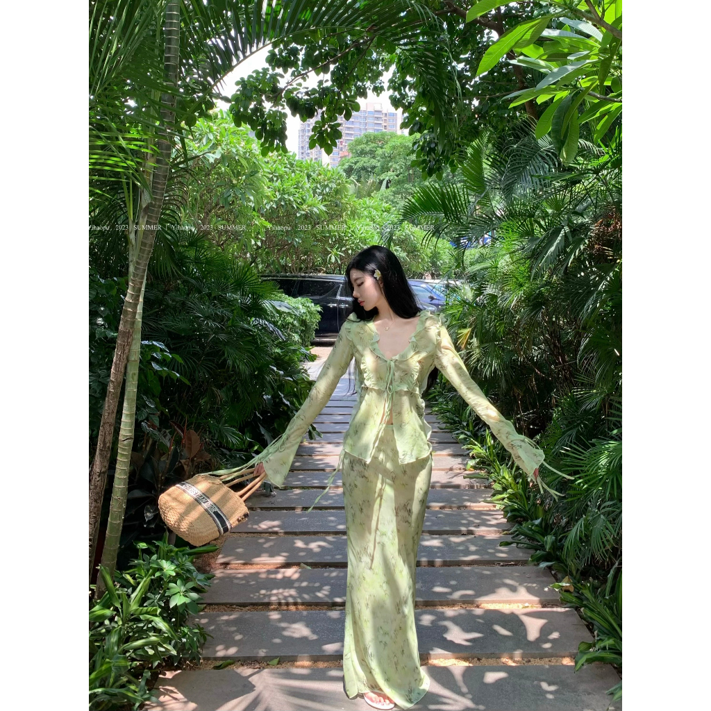 【COLORBLLIND】Set Áo Sơ Mi Dài Tay Thắt Dây + Chân Váy Ôm In Hoa Thời Trang Dành Cho Nữ