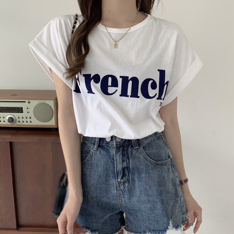 Áo Thun Nữ Cổ Tròn Ngắn Tay In Chữ