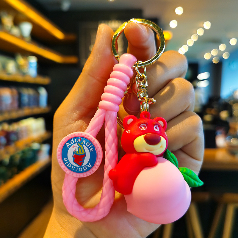 Móc Khóa Hình Gấu Dâu Tây Hoạt Hình Dễ Thương
