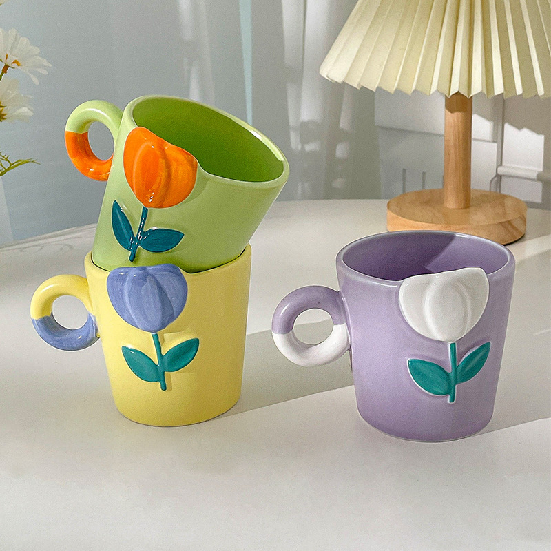 Cốc Uống Nước Ba Chiều Bằng Gốm Sứ Họa Tiết Hoa Tulip Vẽ Tay