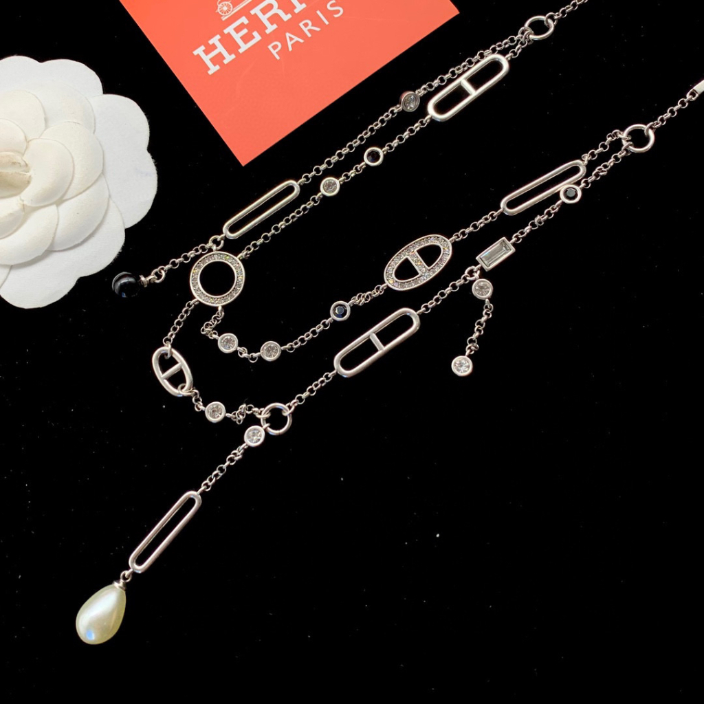 Vòng cổ Ngọc Trai Đôi Hình Mũi Heo Đính Kim Cương Nhân Tạo Sang Trọng Thời Trang Năm 2023