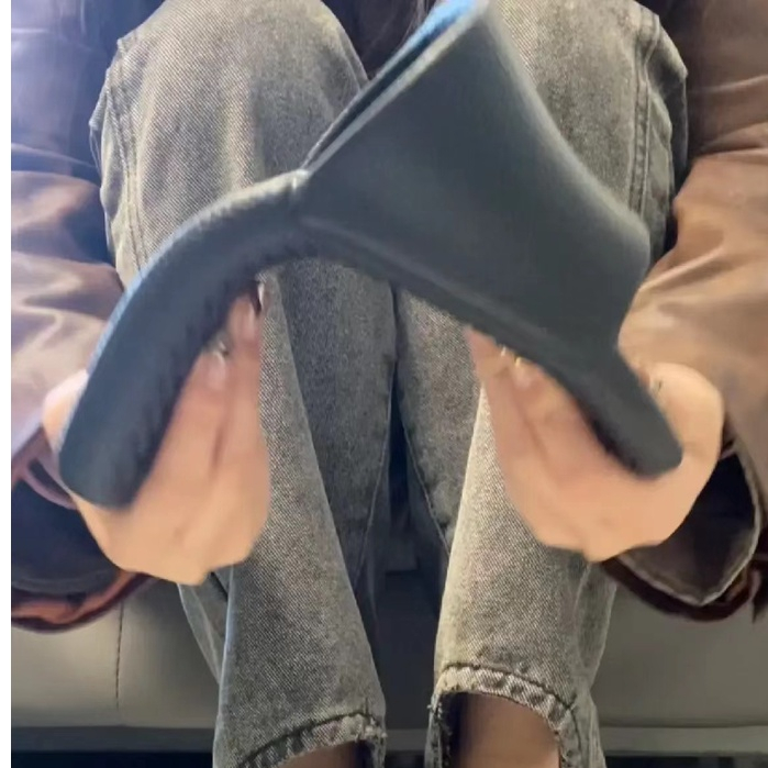 Dép Đi Trong Nhà Tắm Đế EVA Mềm Chống Trượt Thoải Mái Sang Trọng Cho Nam Nữ