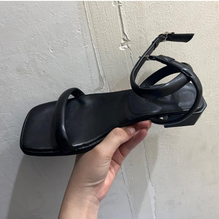 Bản nâng cấp mới🌈Giày Sandal Gót Thấp Mũi Vuông Phong Cách La Mã Thiết Kế Mới 2023 Thời Trang Cho Nữ