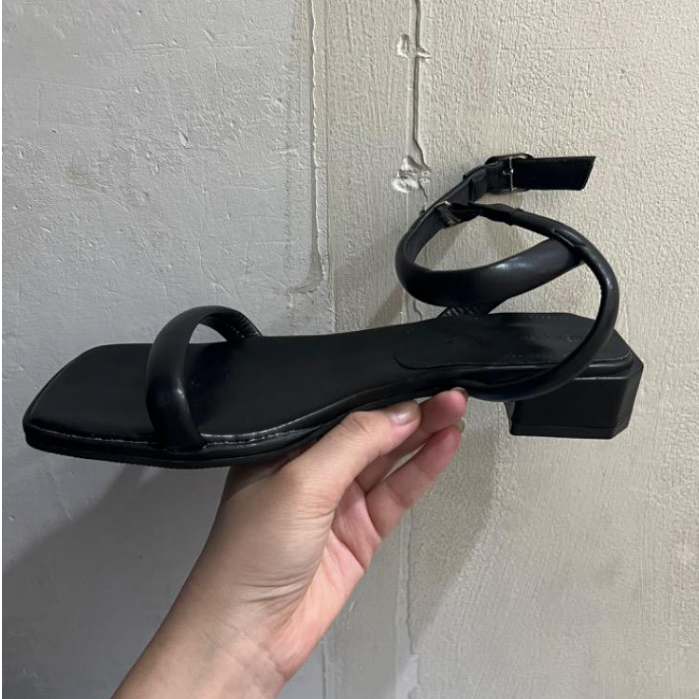 Bản nâng cấp mới🌈Giày Sandal Gót Thấp Mũi Vuông Phong Cách La Mã Thiết Kế Mới 2023 Thời Trang Cho Nữ
