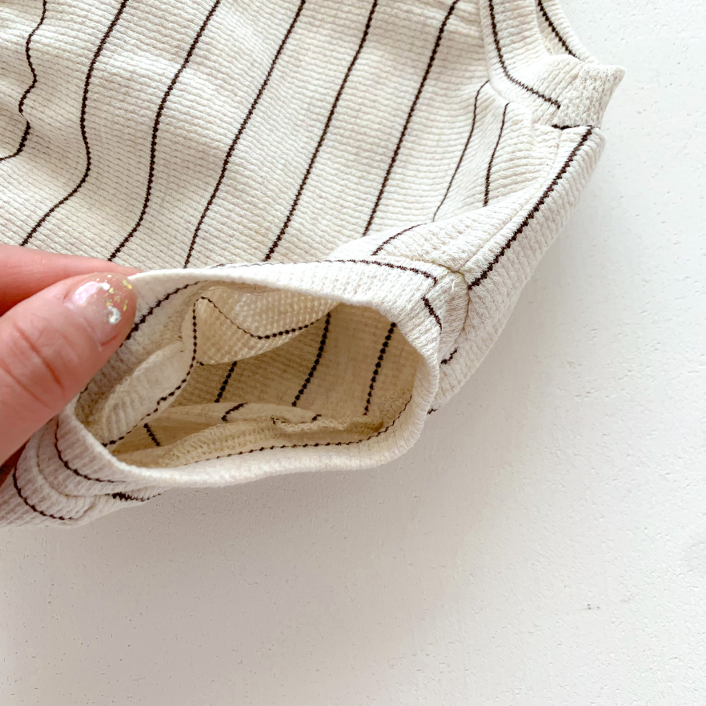 Set Áo Thun Tay Ngắn Kẻ Sọc Phối Quần Short Vải Cotton Thời Trang Mùa Hè Dễ Thương Cho Bé