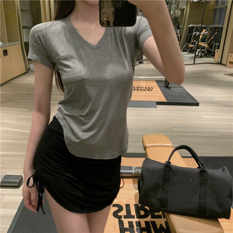 Áo Thun Nữ Tay Ngắn Cổ Chữ V Màu Sắc Thanh Lịch