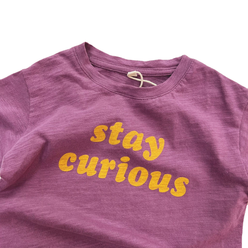 Sun baby Áo Thun Nữ Ngắn Tay Cổ Tròn In Chữ Phong Cách Hàn Quốc