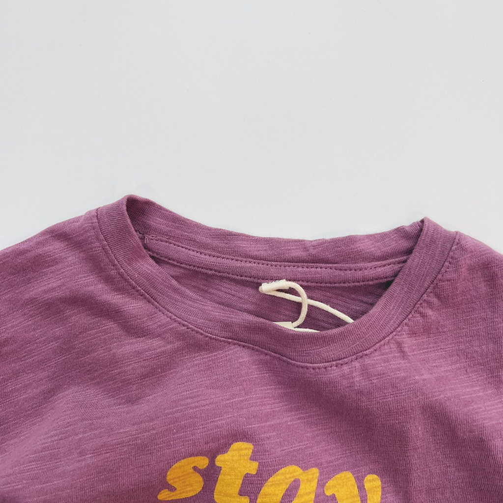 Sun baby Áo Thun Nữ Ngắn Tay Cổ Tròn In Chữ Phong Cách Hàn Quốc