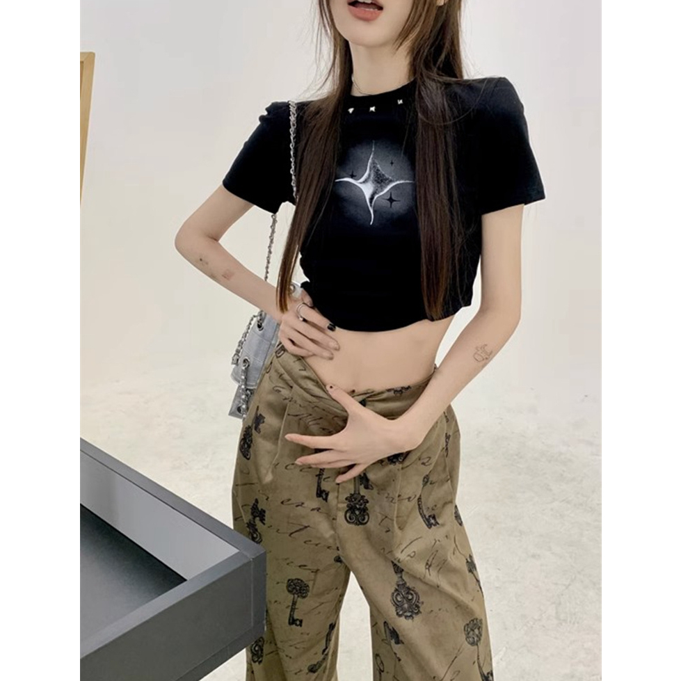 Áo Croptop Tay Ngắn Màu Đen In Họa Tiết Phong Cách Mỹ Cổ Điển Thời Trang Cho Nữ