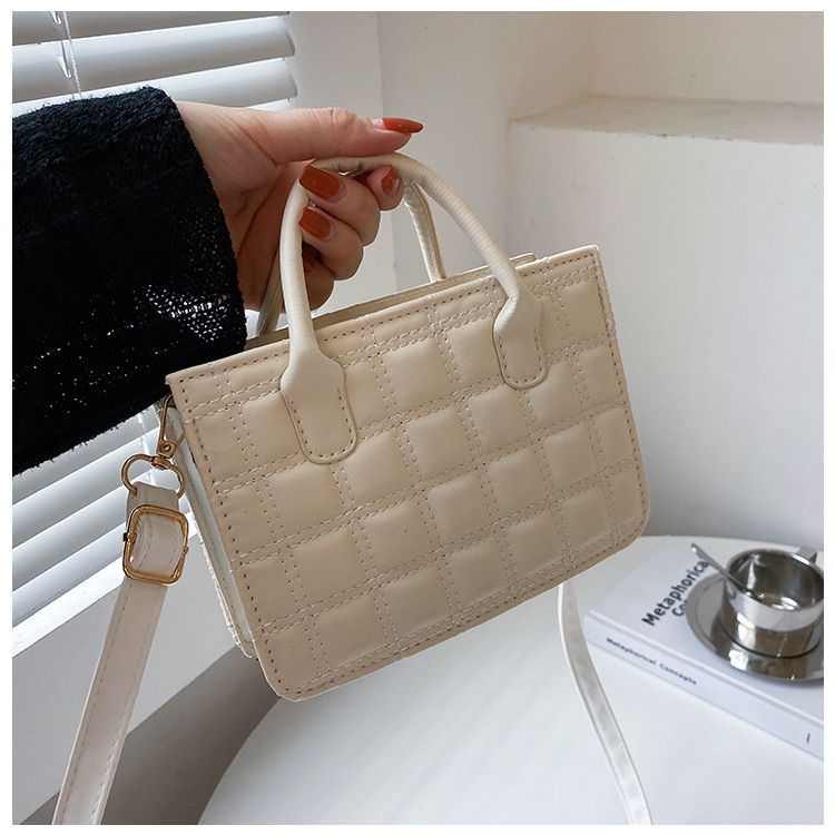 Túi đeo chéo hình vuông mini dễ thương thời trang xuân hè cho nữ