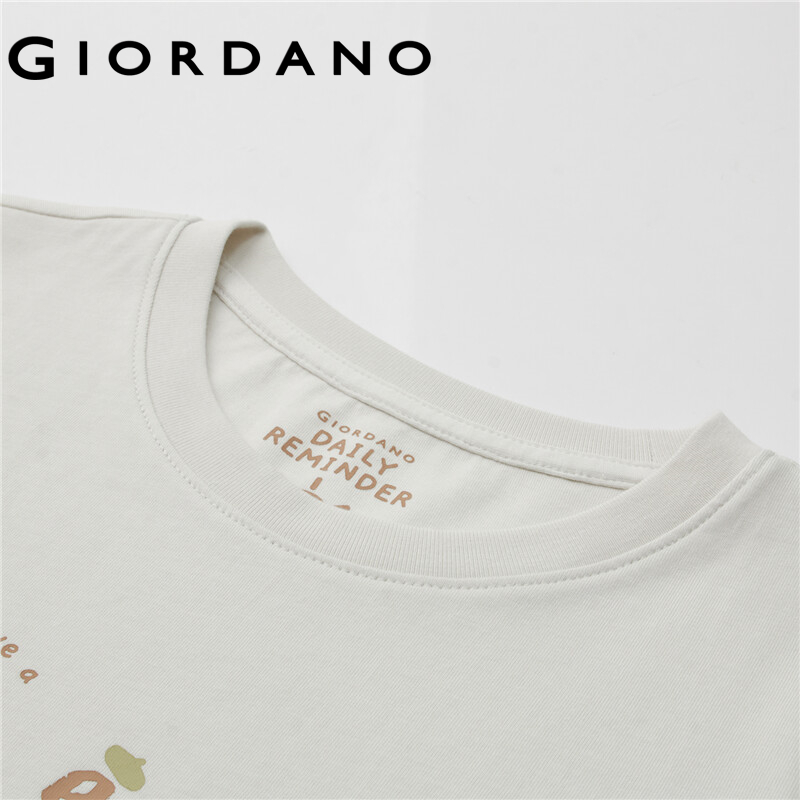 Áo thun cotton GIORDANO 05393211cổ tròn in chữ cho nữ