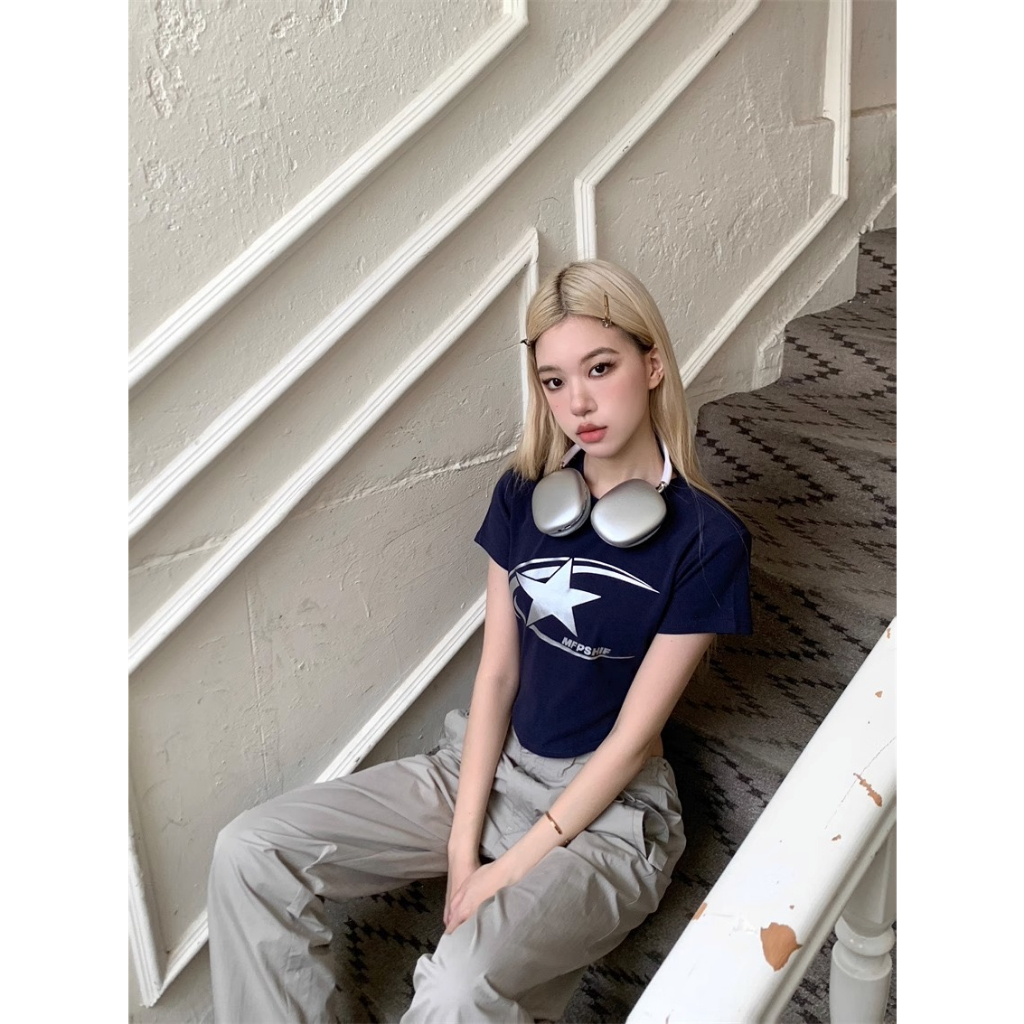 Áo Croptop Tay Ngắn In Họa Tiết Cô Gái Giao Thông Mỹ Dáng Ôm Quyến Rũ Cho Nữ