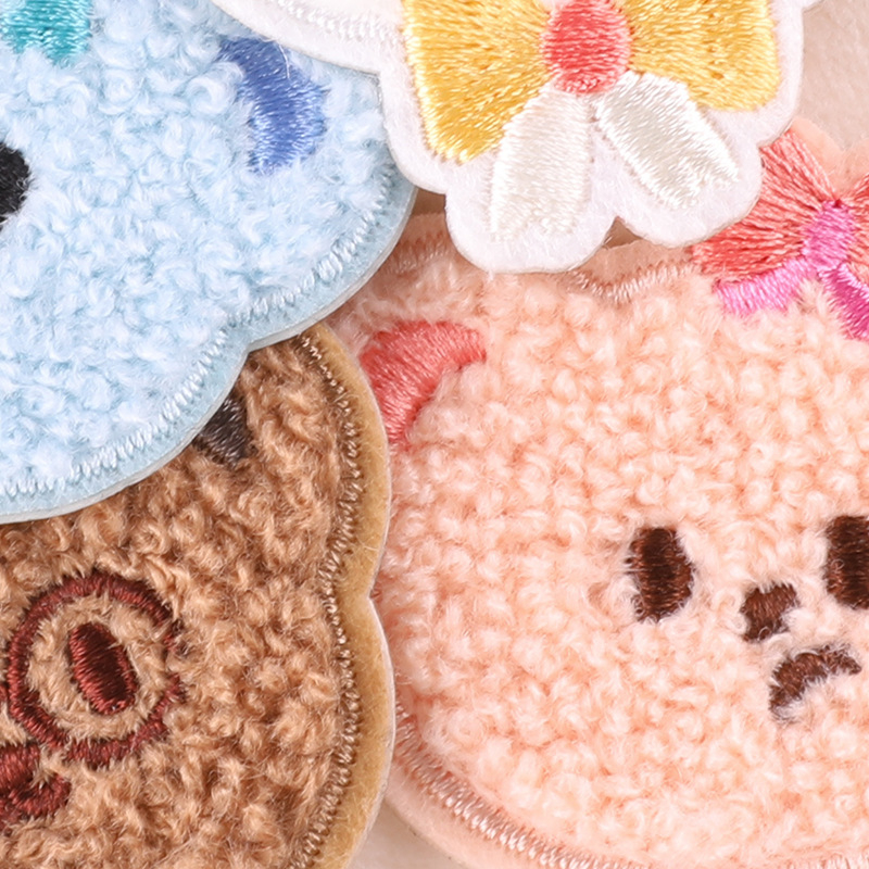 Miếng Dán Vải Bông Tự Dính Thêu Họa Tiết Hoạt Hình Trang Trí Túi Xách