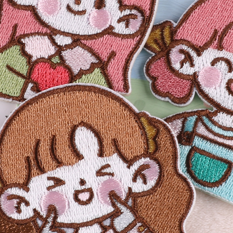 Miếng Dán Tự Dính Thêu Họa Tiết Nhân Vật Hoạt Hình Trang Trí Quần Áo DIY