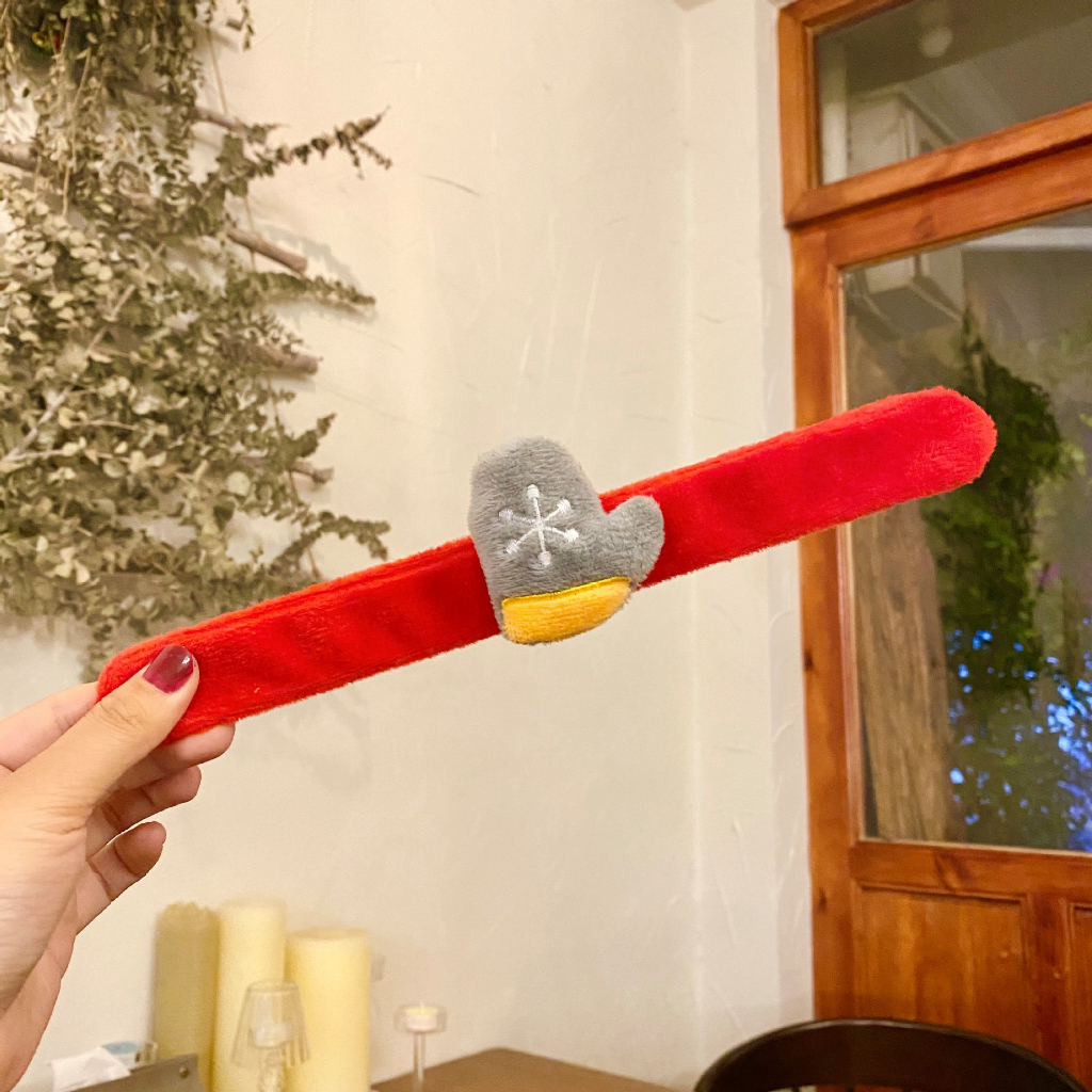 Vòng Đeo Tay Trang Sức Giáng Sinh Năm Mới Rộng 24.5cm Có Khóa Bấm