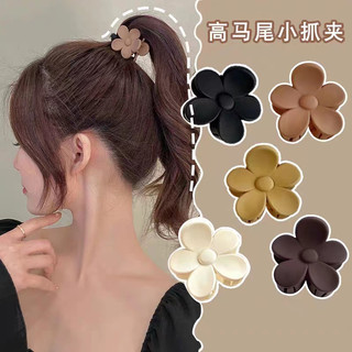 Kẹp tóc đính nơ nhỏ xinh thời trang cho bạn gái
