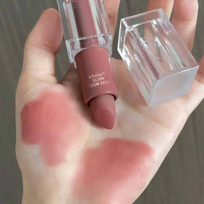 Son Lì Dưỡng Ẩm Lâu Trôi Chống Thấm Nước