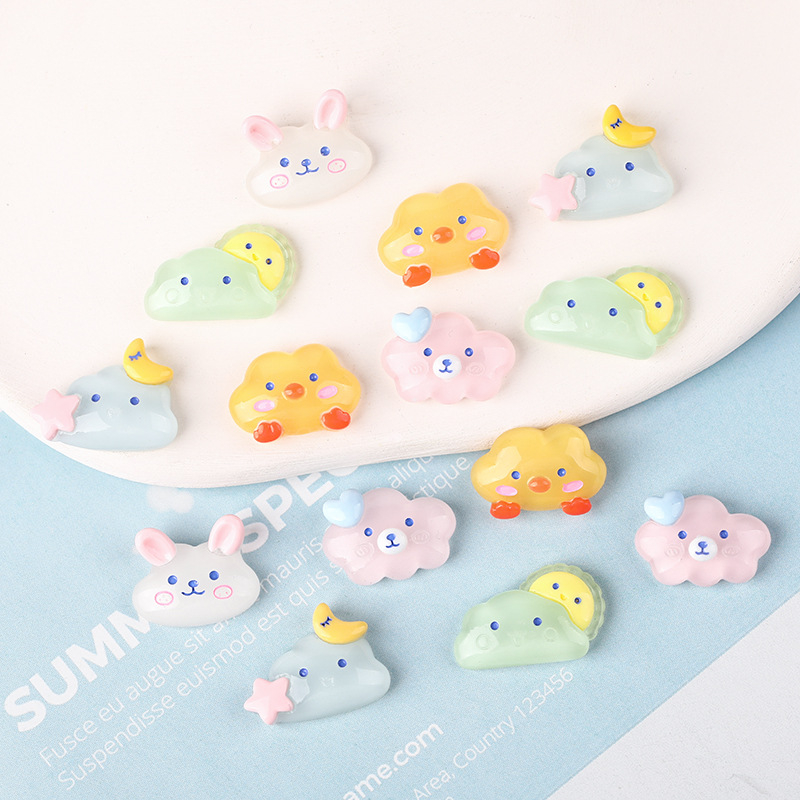 Set 20 / 40 Miếng Dán Trang Trí Ốp Điện Thoại Hình Đám Mây Trong Suốt Bằng Nhựa Resin DIY